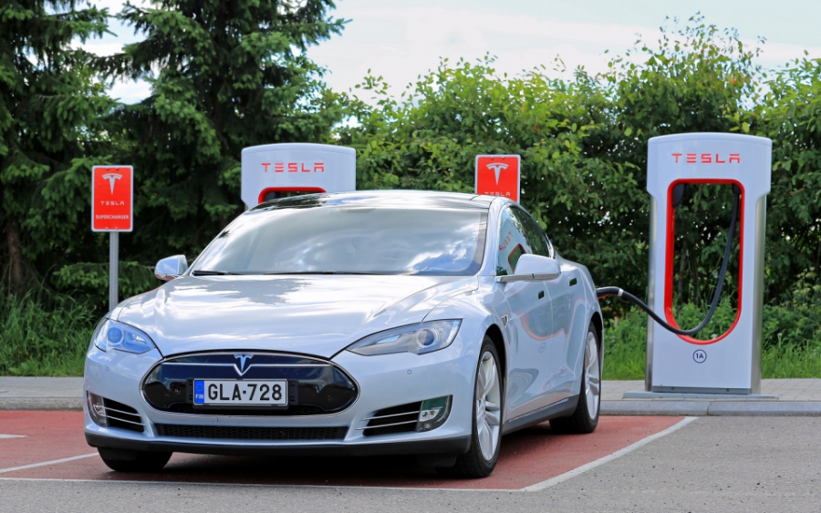 Stacja ładowania Tesla - Supercharger.