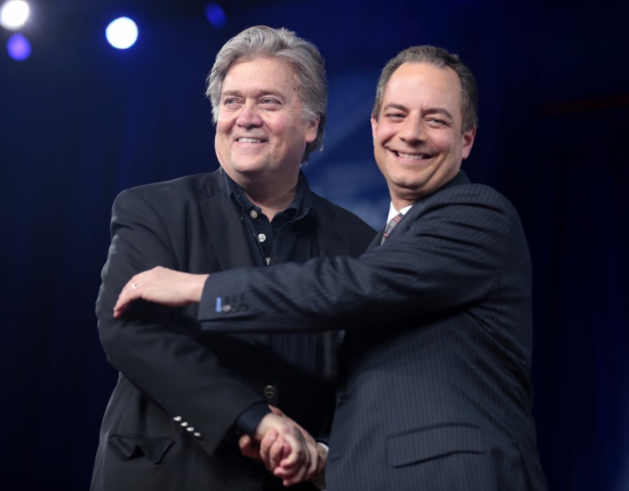 Steve Bannon i Reince Priebus, szef personelu Białego Domu.